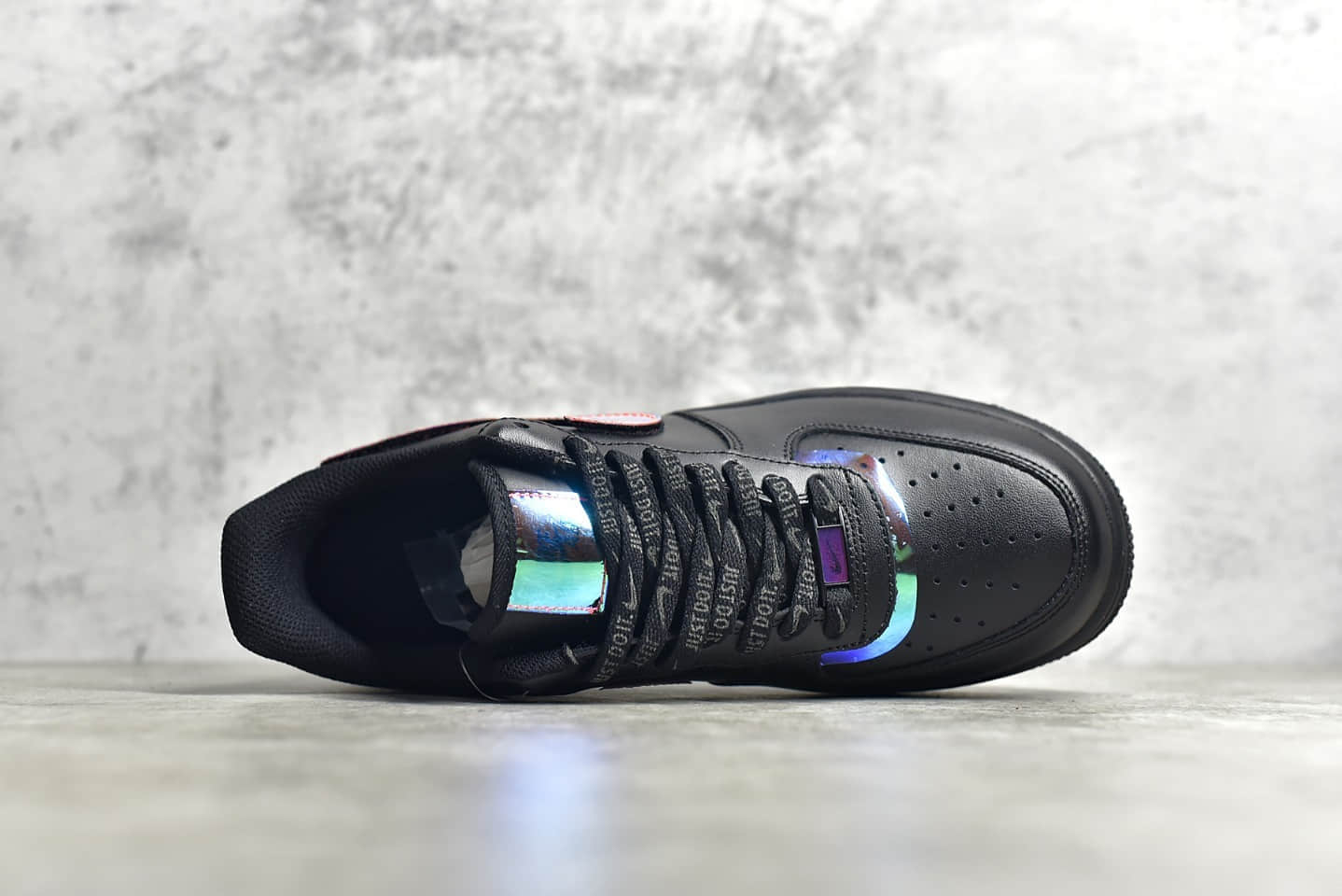 耐克空军电玩镭射像素黑色低帮nikeairforce1电玩像素镭射黑货号dc07