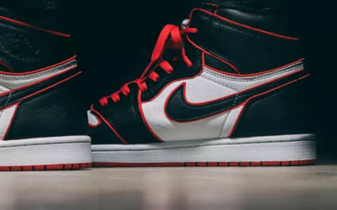 AJ1高帮新黑红 Air Jordan 1 买还是不买？ 看完上脚演示再说！AJ1新黑红上脚实拍 货号：555088-062