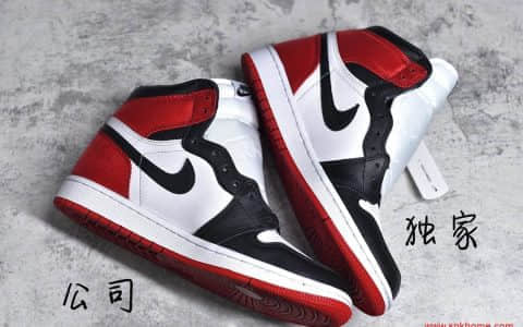 莆田AJ实拍 纯原AJ1 正品原鞋采购对比 Air Jordan 1 Satin “Black Toe” 丝绸黑脚趾  货号：CD0461-016