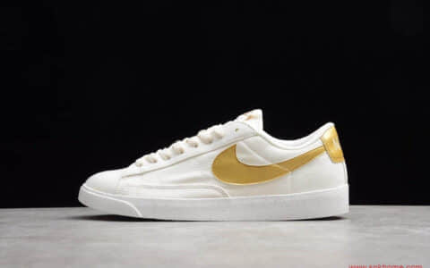 户外鞋 耐克板鞋开拓者现货 NIKE BLAZER LOW LX 货号AV9371-103