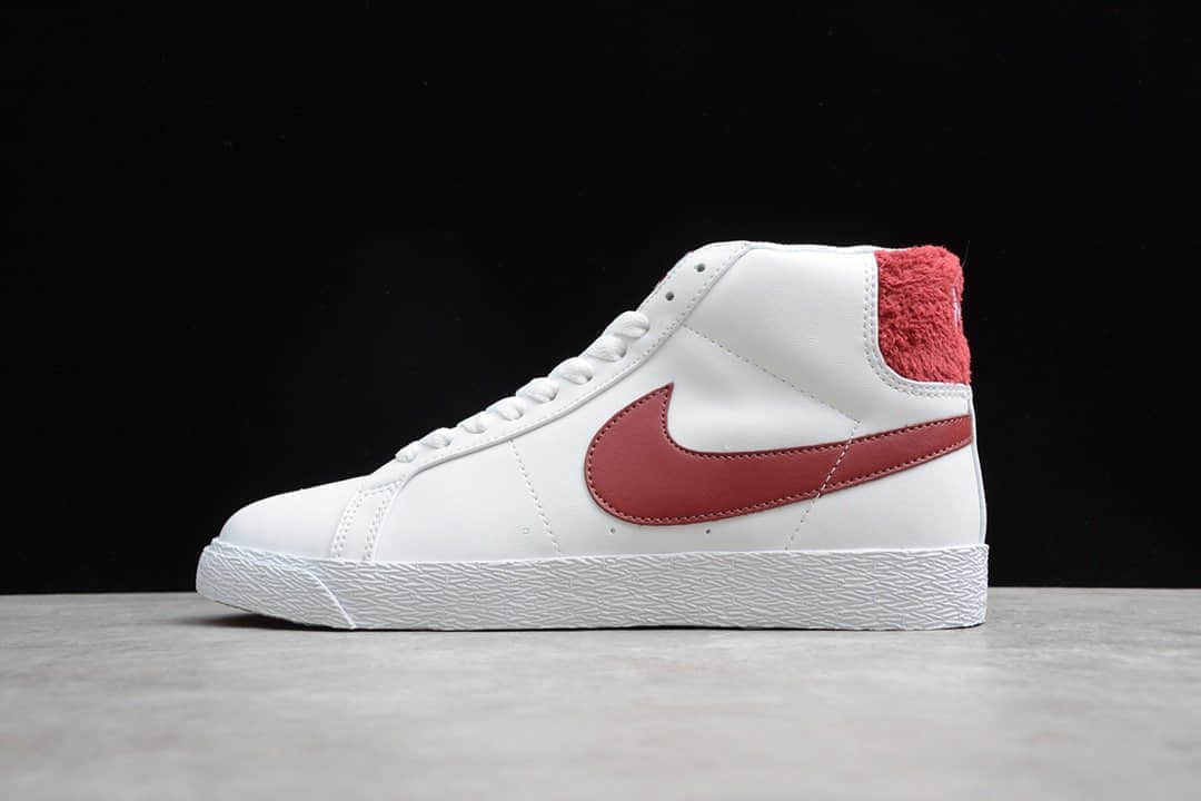 公司级高帮耐克开拓者 NIKE SB Zoom Blazer Mid 耐克真标头层牛皮 货号：CJ6983-101