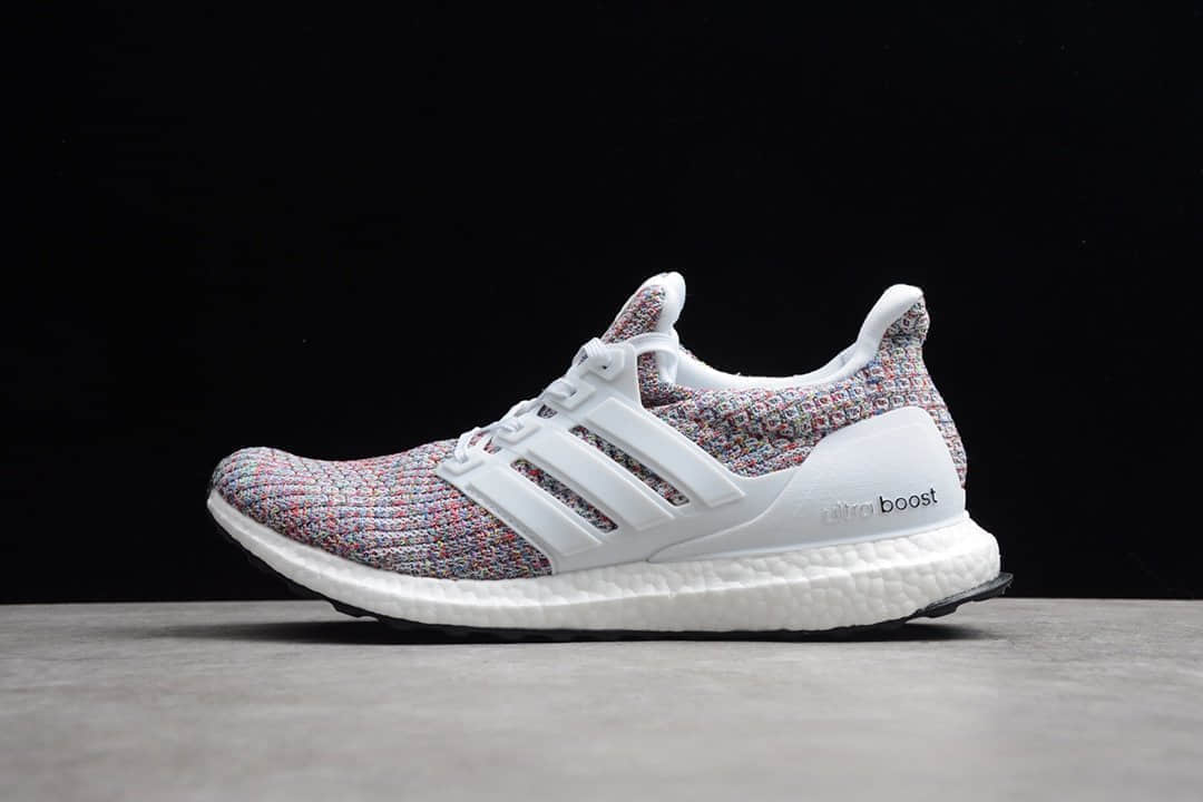 UB4.0Boost跑鞋 巴斯夫真爆实拍 Adidas Ultra Boost 4.0 货号BB6172