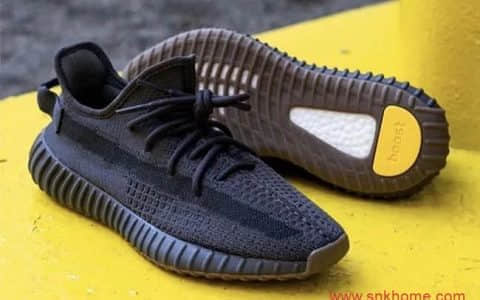 黑天使 2.0 Yeezy Boost 350 V2 “Cinder” 椰子黑天使二代发售价格 货号：FY2903