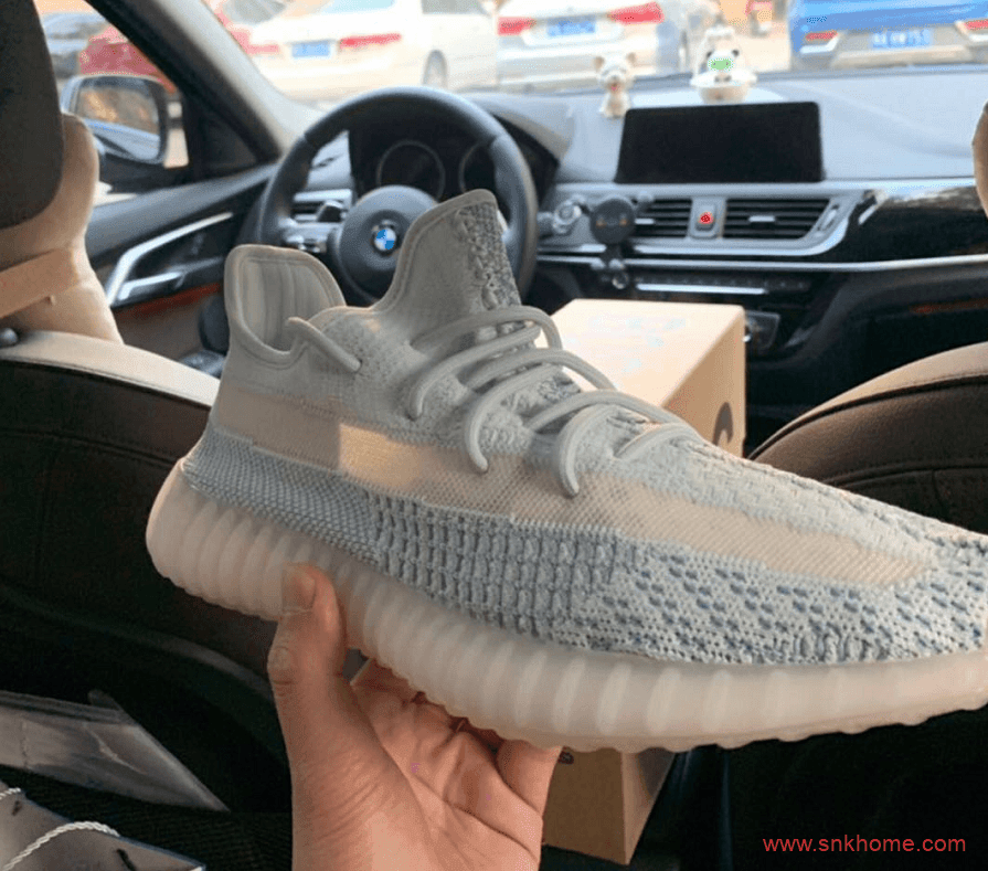 开学穿什么好 Yeezy 350 V2 “Cloud White” 值得入手的椰子配色 350V2女神配色 冰蓝 3.0  货号FW3043