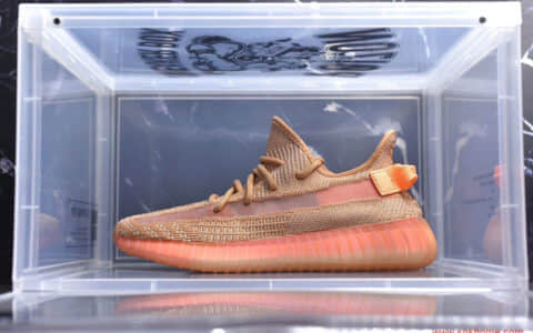 毒上面的350V2是不是也有在莆田进货的？Yeezy 350V2 三大洲限定 350V2巴斯夫真爆美洲限定 货号EG6881