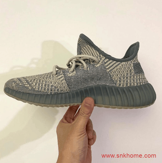 椰子350V2泼墨风格灰黄全新配色官图 Yeezy 350 V2 “Israfil”发售日期还未确定 350V2正品新配色