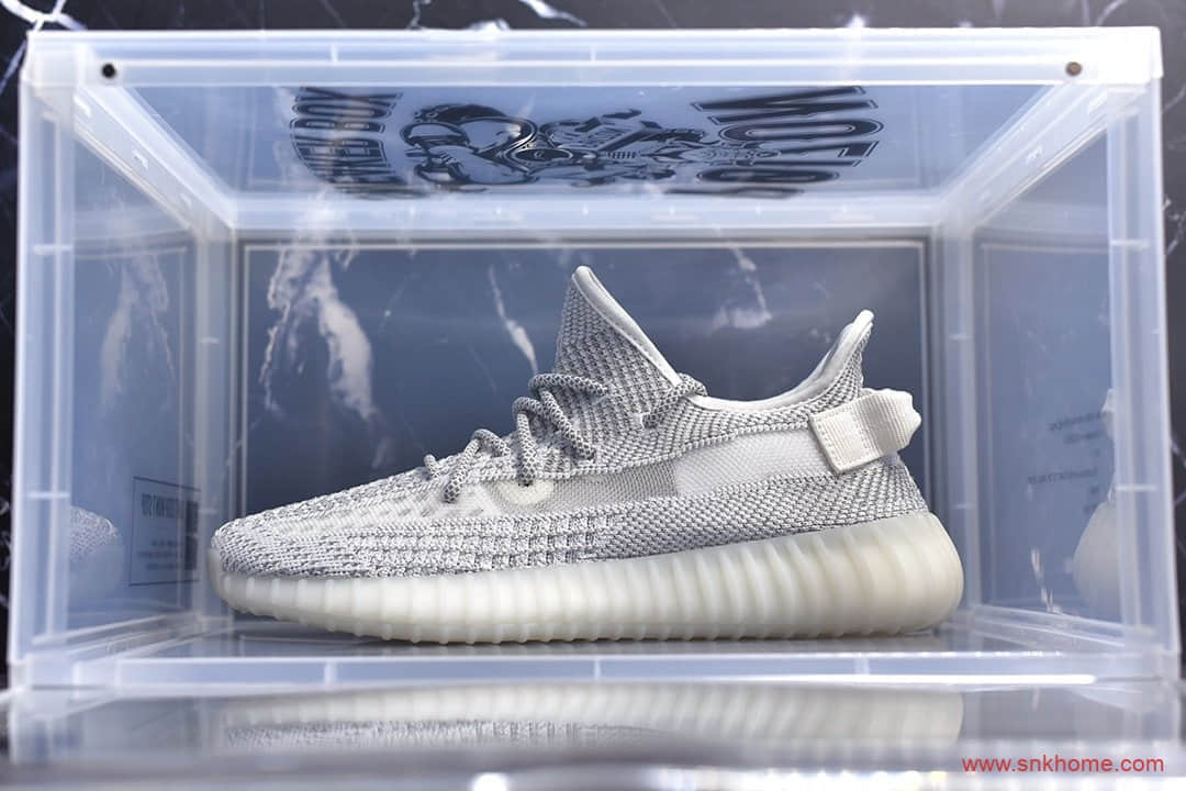 纯原椰子在哪买 椰子满天星怎么反光 Adidas Yeezy Boost 350 V2 白色满天星 货号：EF2905