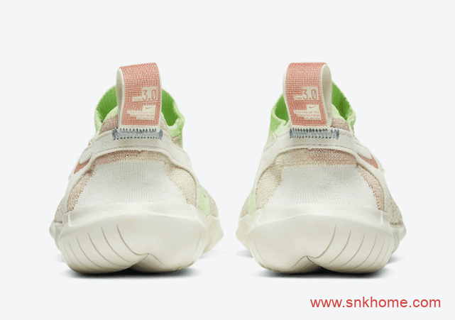透气赤足跑鞋 Nike Free Run Type 3.0 货号：CJ0267-100（绿）/ CJ0267-002（粉）