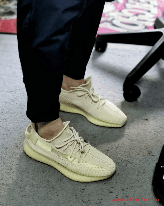 350V2新亚洲限定 Yeezy Boost 350 V2 “Flax” 巴斯夫真爆 货号：FX9028