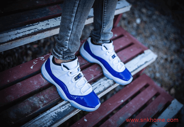 Air Jordan 11 Low WMNS “Concord”  女神配色 AJ11白蓝 货号：AH7860–100