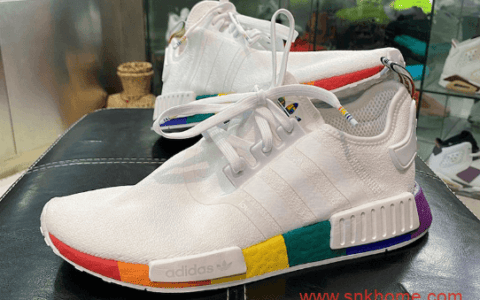 阿迪达斯彩虹底 adidas NMD R1 Pride发售价格 货号FY9024 