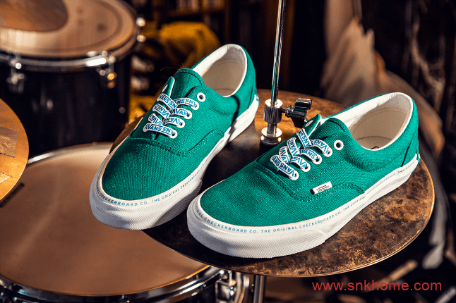 万斯一脚蹬多配色 Vans “This is the Era” 系列发售价格 高街气质十足