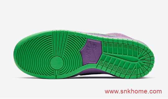 反转臭鼬配色 Nike SB Dunk High“ Purple Skunk”紫色限定款 货号CW9971-500 