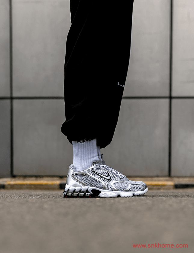 Stussy x Nike兄弟配色 Air Zoom Spiridon Caged 2灰银红银 货号CJ1288-001/CJ1288-600