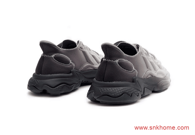 眼前一亮的造型adidas 科幻跑鞋 阿迪达斯黑灰渐变老爹鞋