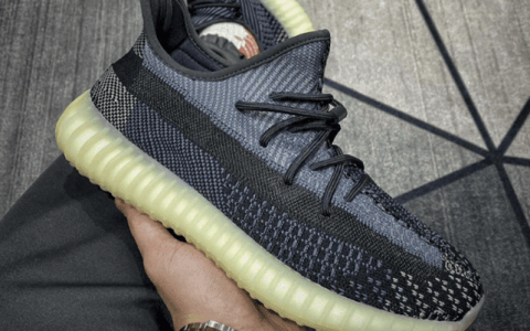 Yeezy 350 V2全新配色牛仔拼接上脚图曝光