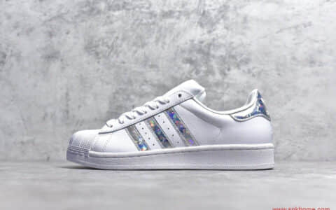 Adidas Originals SUPERSTAR W贝壳头经典板鞋镭射 货号：F33889