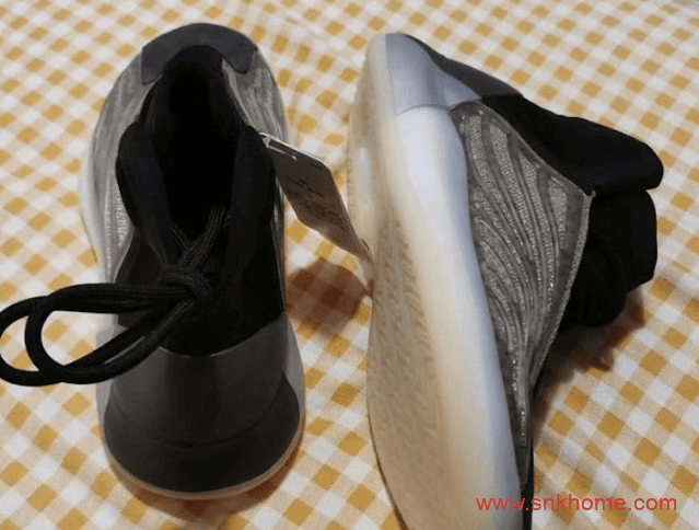 侃爷上脚椰子篮球鞋 adidas Yeezy Quantum “Barium”黑白配色3M反光  货号：EG1536