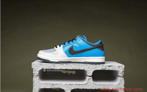 Nike Dunk SB Low 两款新配色实物图曝光 Dunk滑板鞋白蓝配色以及柏林滑板鞋店联名配色