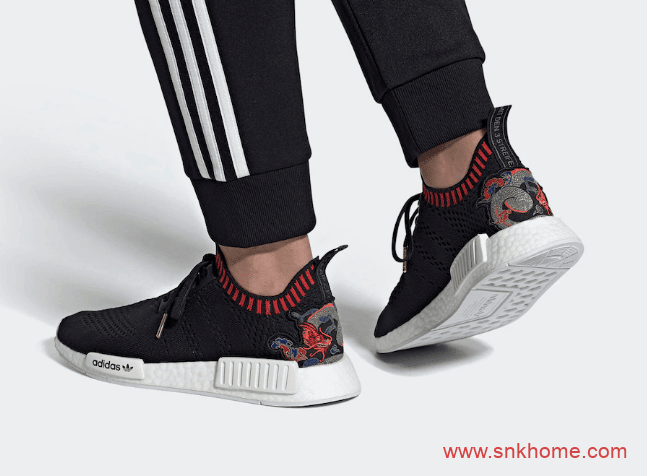 adidas NMD R1 阿迪达斯NMD透气BOOST跑鞋腾龙刺绣发售日期 货号：EH2238