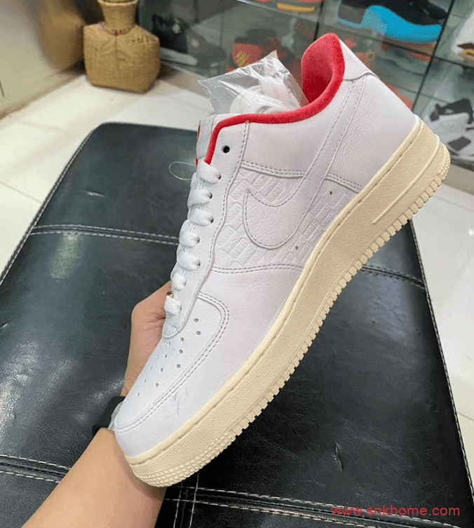 KITH x Nike Air Force 1耐克空军KITH联名款低帮白红配色发售日期 货号：CZ7926-100