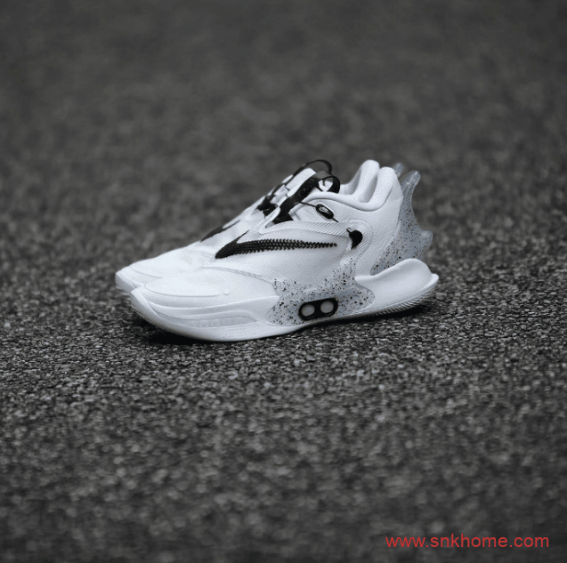 白水泥 Nike Adapt BB 2.0  耐克小清新奥利奥黑白跑鞋发售日期 货号：BQ5397-101