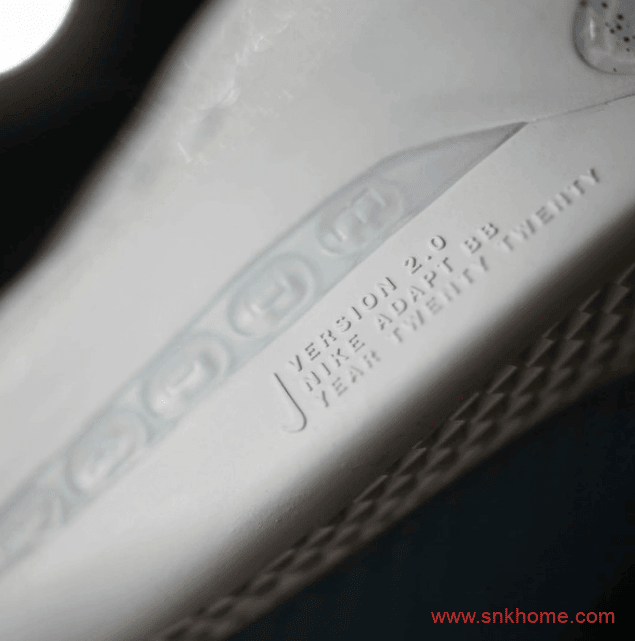 白水泥 Nike Adapt BB 2.0  耐克小清新奥利奥黑白跑鞋发售日期 货号：BQ5397-101