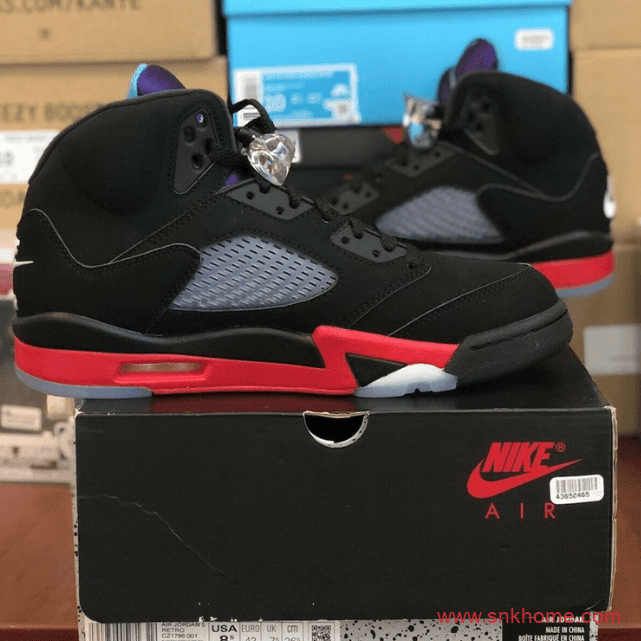 Air Jordan 5 “Top 3”再度延期发售 AJ5黑红实战篮球鞋 AJ5情怀鞋 货号：CZ1786-001