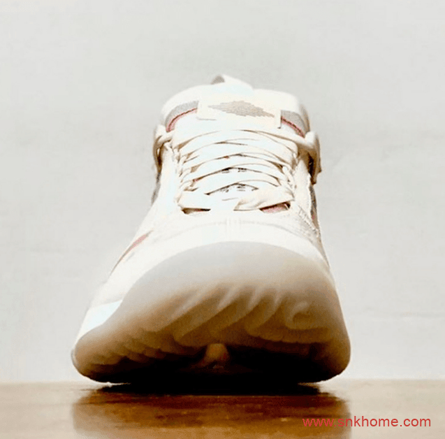 陈冠希主理的乔丹运动鞋 Jordan 新鞋迎来特殊版本 米黄色乔丹跑鞋实战篮球鞋