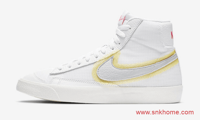 Nike Blazer Mid 77 Vintage 耐克开拓者晕染LOGO设计 耐克开拓者高帮女子板鞋 货号：CZ8105-100