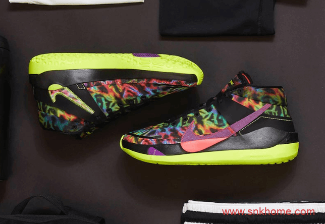 Nike Kobe 5 Protro “EYBL”  耐克科比五代扎染战靴颜值太高 同时还有杜兰特KD13EYBL 专属版本