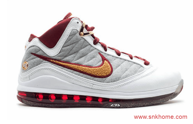 Nike LeBron 7 QS“ MVP” 詹姆斯克利夫兰骑士主场配色经典白红 詹姆斯七代战靴复刻 货号： CZ8915-100