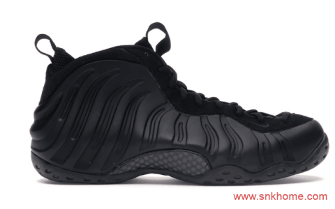 NIKE Air Foamposite One 耐克纯黑喷复刻七月份发售 耐克喷泡黑色超酷炫