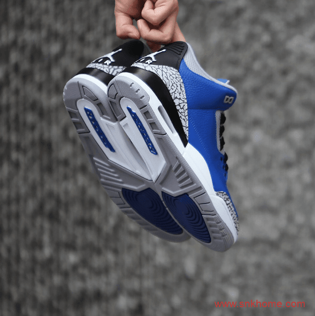 Air Jordan 3 “Varsity Royal” 黑蓝AJ3爆裂纹 AJ3皇家蓝经典复刻发售 货号：CT8532-400