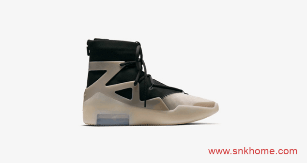 Nike Air Fear of God 1 “String” 耐克FOG主理人谣言不攻自破 FOG黑灰配色发售日期 货号：AR4237-902