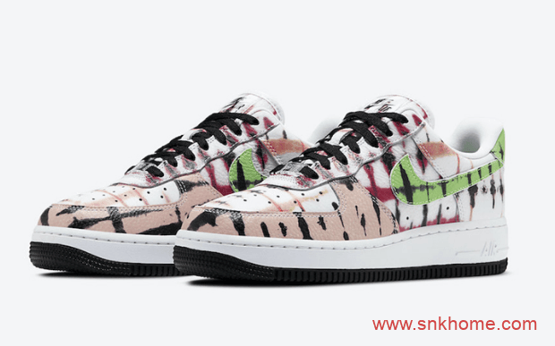 正品耐克空军 Nike Air Force 1 WMNS“ Black Tie Dye” 空军扎染鞋面绿色勾发售价格 货号：CW1267-101