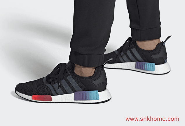 阿迪达斯NMD变色龙配色 adidas NMD R1 阿迪达斯黑色NMD系列鞋款官图释出 货号：FW4365