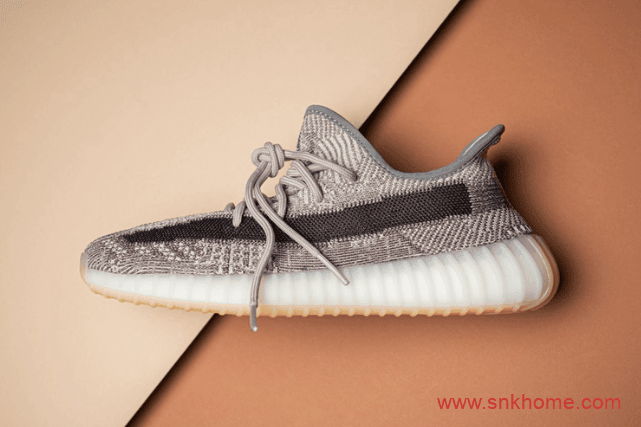 阿迪达斯椰子350V2黑侧透满天星 Yeezy Boost 350 V2 “Zyon” 椰子新配色美图 货号：FZ1267