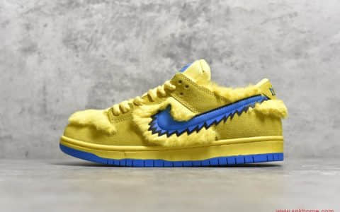 NIKE SB DUNK LOW Dunk SB Three Bear Pack 耐克三只熊系列 Dunk黄熊低帮 货号：CJ5378-700