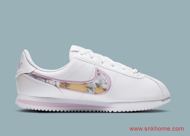 少女粉跑鞋 Nike Cortez SE 耐克阿甘鞋全新白粉配色 货号：CN8145-100