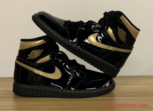 Air Jordan 1 High OG “Black/Metallic Gold” AJ1黑金漆皮实物图细节图预览 货号：555088-032