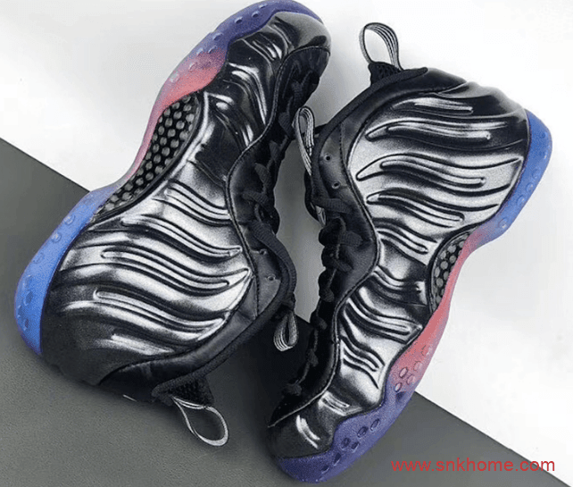 Nike Air Foamposite One QS耐克黑色喷泡渐变外底全 喷泡新配色发售日期 货号：CU8063-001