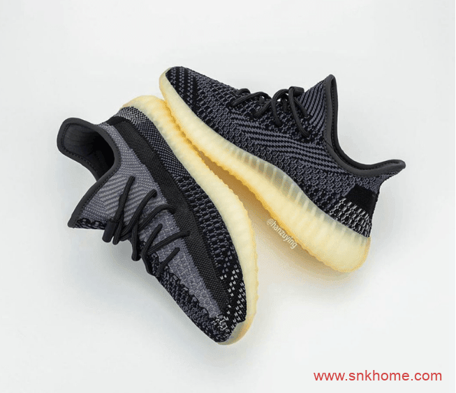 椰子350V2又有新配色 adidas Yeezy Boost 350 V2 “Asriel”全新黑白蓝配色实物图 货号：FZ5000