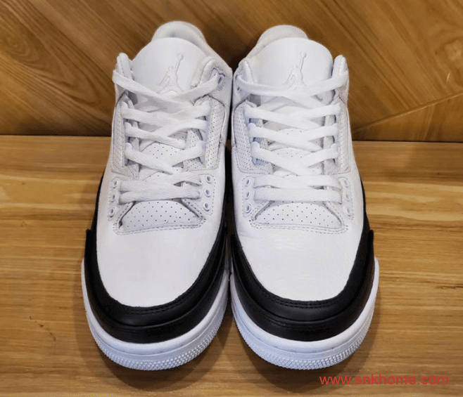 AJ3藤原浩联名最新实物图 Fragment x Air Jordan 3 SP AJ3闪电白黑球鞋规格极高 货号：DA3595-100