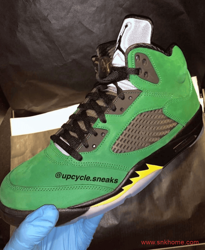 俄勒冈 AJ5即将发售 Air Jordan 5 SE “Oregon” AJ5绿黑色球鞋俄勒冈实物图 货号：CK6631-307