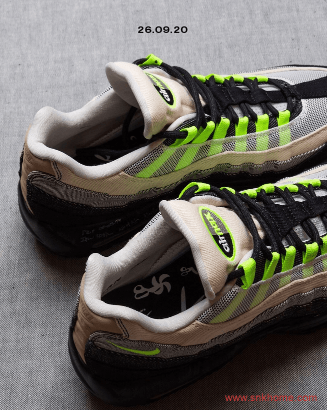 耐克MAX95元年配色联名款老爹鞋 DENHAM x Nike Air Max 95 耐克MAX95复刻升级版 货号：CU1644-001