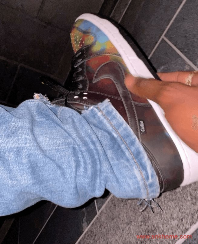 耐克Dunk SB热成像低帮黑色板鞋 Civilist x Nike SB Dunk Low联名款摩擦就能变色上脚图 货号：CZ5123-001