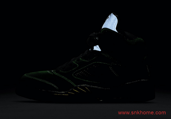 AJ5俄勒冈大学绿色球鞋官图曝光 Air Jordan 5 SE “Oregon”黑绿反光配色发售日期 货号：CK6631-307