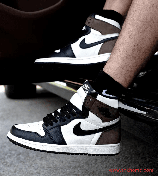 AJ1小倒钩即将登场 Air Jordan 1 High OG “Dark Mocha” AJ1白黑棕色高帮 货号：555088-105