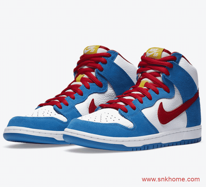 耐克Dunk机器猫联名 Nike SB Dunk High “Doraemon” 耐克Dunk白红高帮机器猫已经发售 货号：CI2692-400